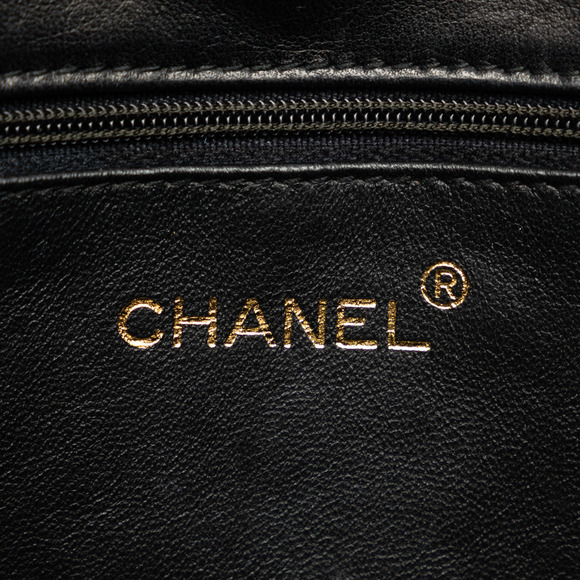 CHANEL CC Quilted Lambskin Crossbody Crossbody Bag - Picture 6 of 12